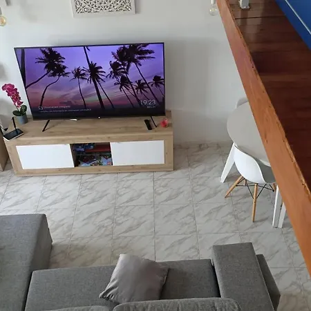 Casa Apareada El Rincon De Suenos Miami Playa